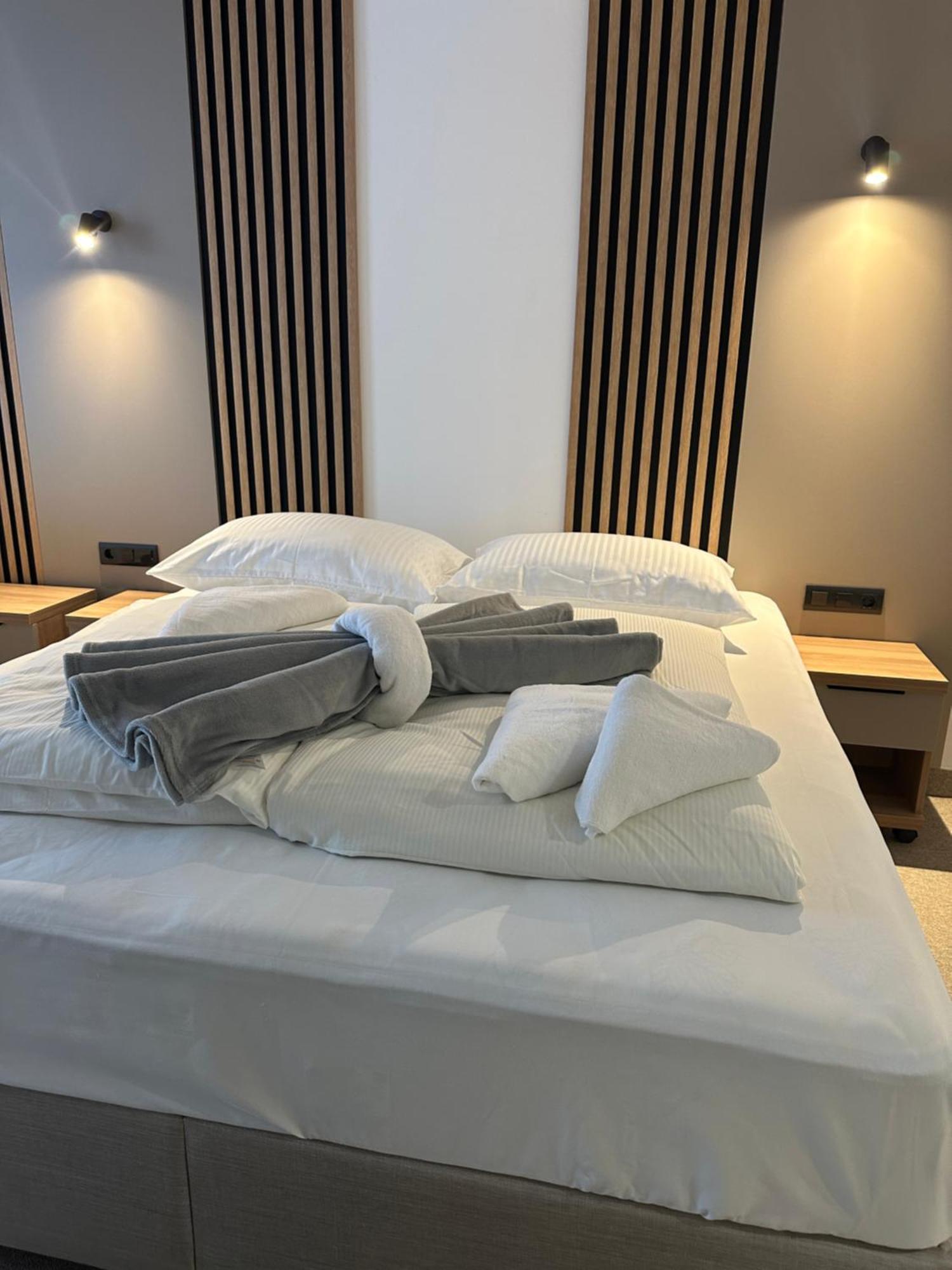 Hotel Suljovic Ilidža Exteriör bild